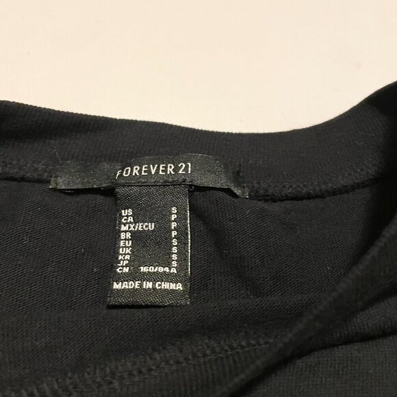 Forever 21 Biker Fringed Crop Tshirt Womens Size Small Motorcycle Shirt - Picture 4 of 15